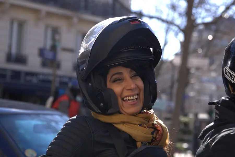 Taxi moto Paris avec passager, déplacement rapide en centre-ville par ACTIFcab