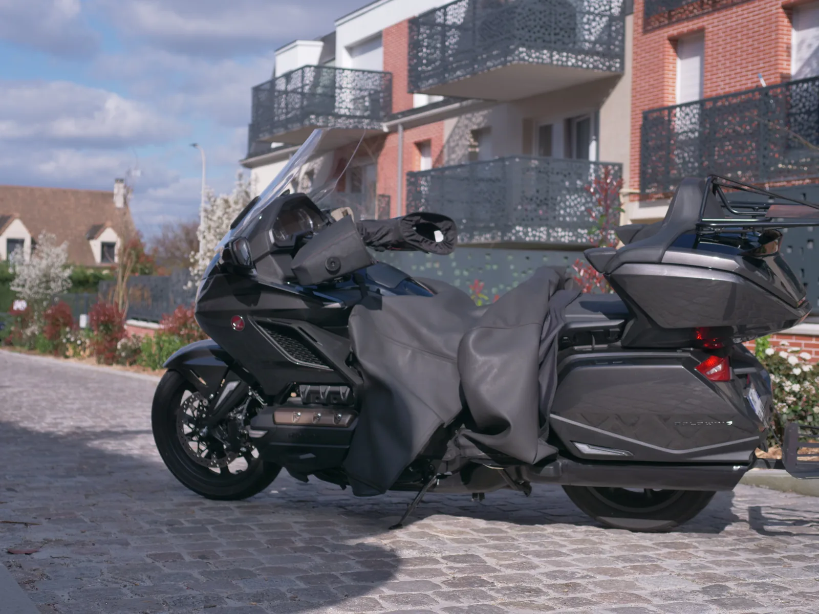 Taxi moto ACTIFcab à Évry-Courcouronnes — transfert vers la préfecture et Genopole