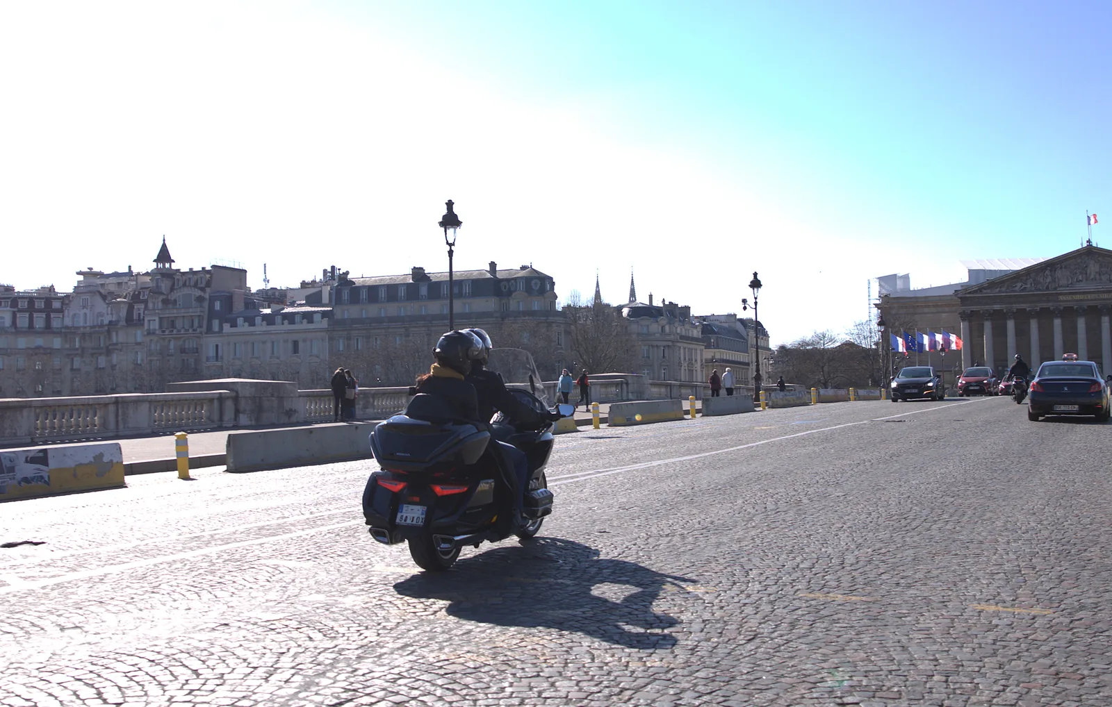 Chauffeur ACTIFcab en Honda Goldwing 1800 à Neuilly-sur-Seine