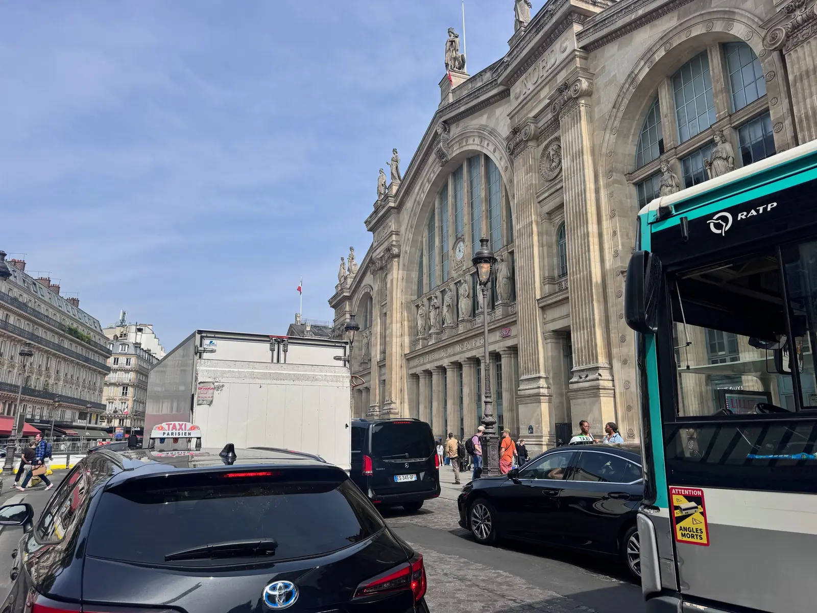 Taxi moto ACTIFcab à Saint-Denis — transfert vers La Plaine et le Stade de France